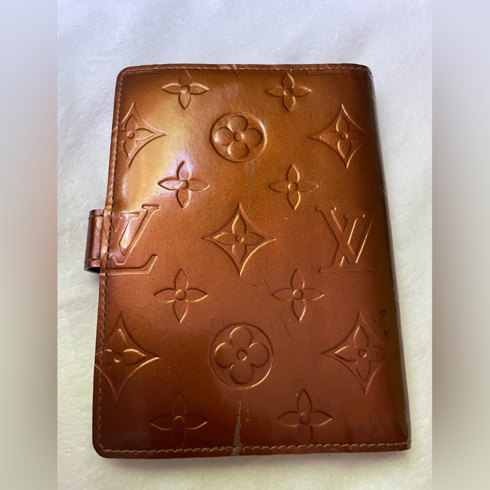 Louis Vuitton Bronze Vernis PM Agenda 🤎 - Picture 3 of 15